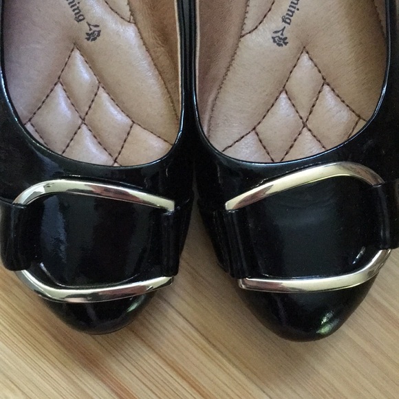 Sofft Patent Leather Ballet Flats - Picture 2 of 8